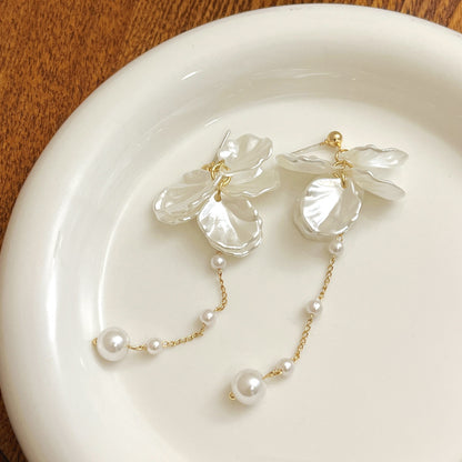 Romanttinen Helmi Korvarengas erityisiin hetkiin