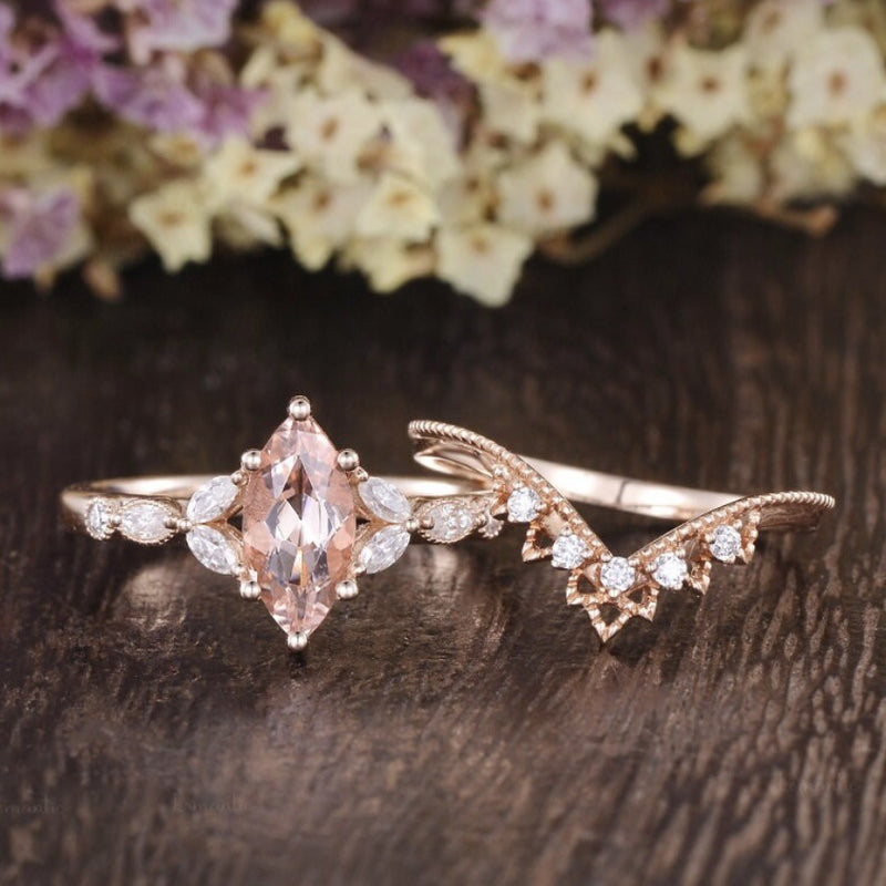 Klassinen Kulta Sormus ajattomalla viehätyksellä