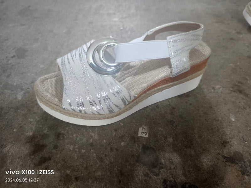 Kauniisti Valmistetut Ortopediset Sandaalit