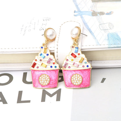 Hurmaava Helmi Korvarengas jokaiseen tilaisuuteen