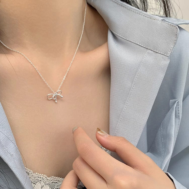 Herkkä käsityö Kaulakoru