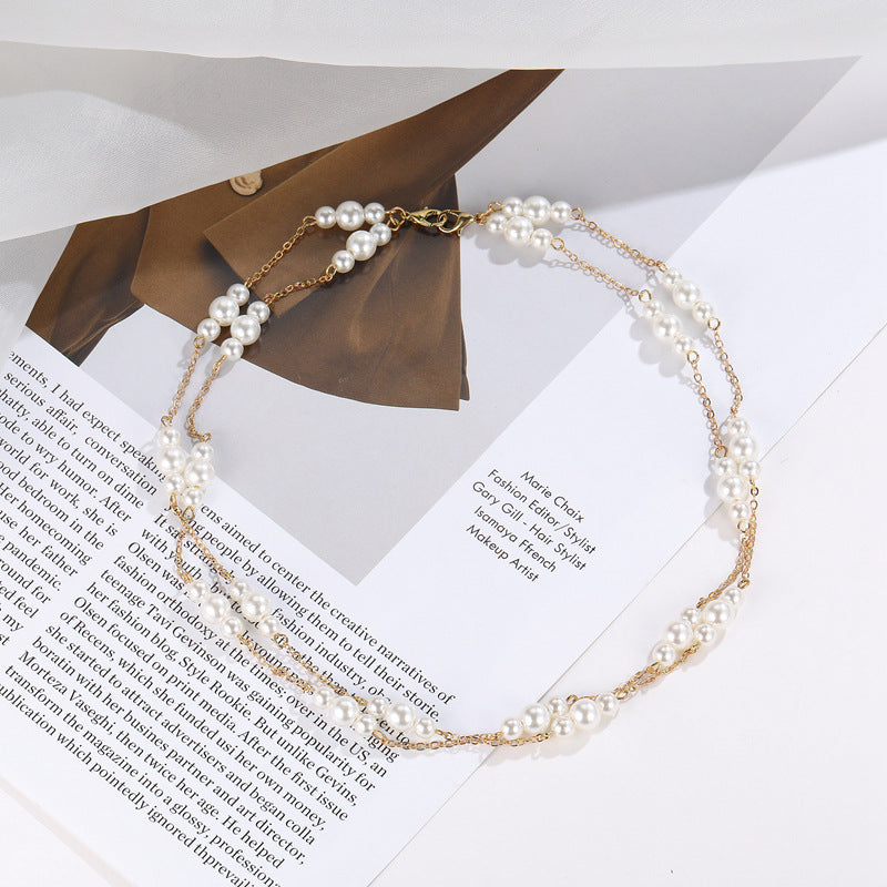 Klassinen Helmi Kaulakoru ajattomalla viehätyksellä