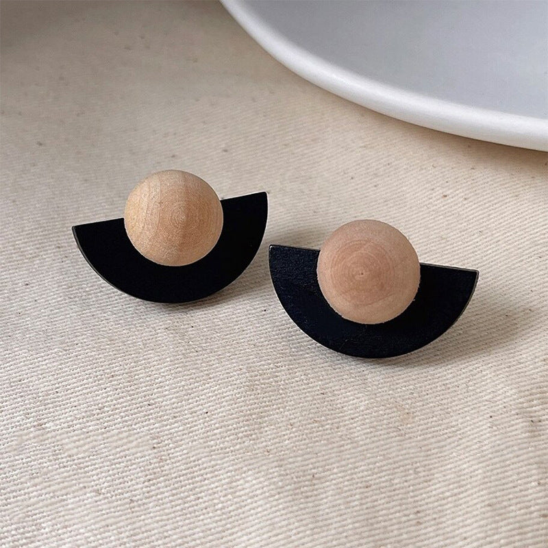 Klassinen Korvarengas ajattomalla viehätyksellä