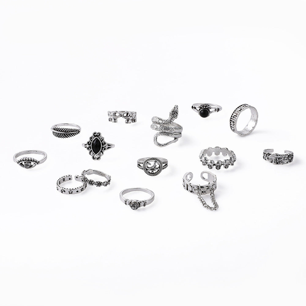 Klassinen Sormus ajattomalla viehätyksellä