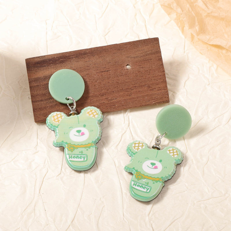 Hurmaava Helmi Korvarengas jokaiseen tilaisuuteen