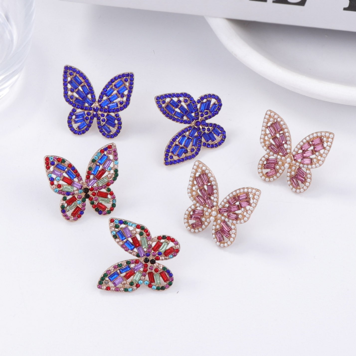 Käsintehty vintage Korvarengas