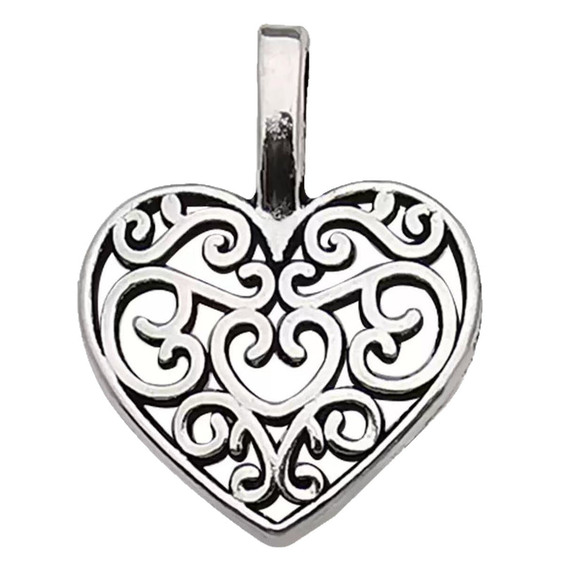 Klassinen Sormus ajattomalla viehätyksellä