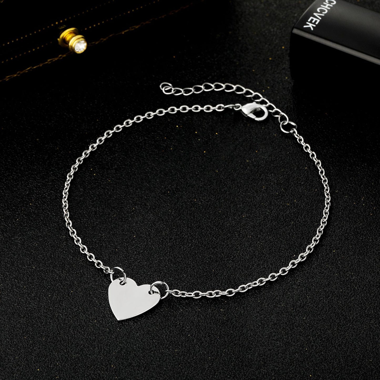 Upea Nilkkakoru päivittäiseen käyttöön