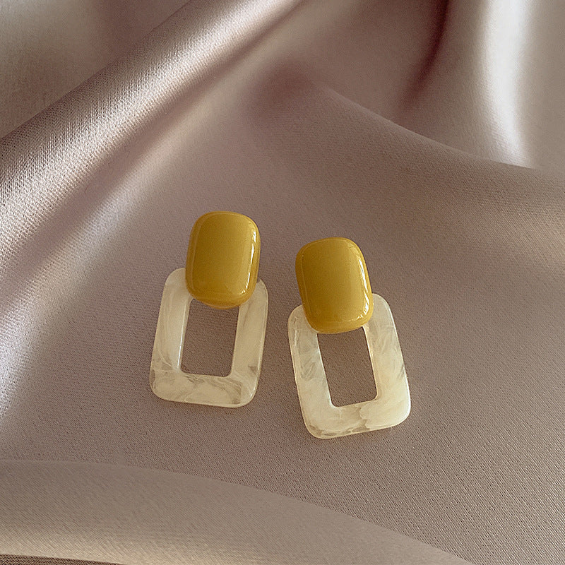 Herkkä käsityö Korvarengas