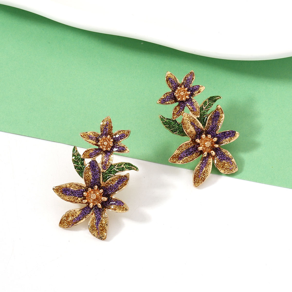 Elegantti Korvarengas jokaiseen tilaisuuteen