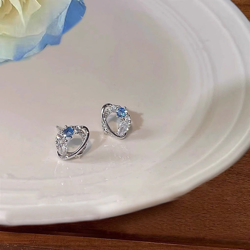 Hurmaava Korvarengas jokaiseen tilaisuuteen