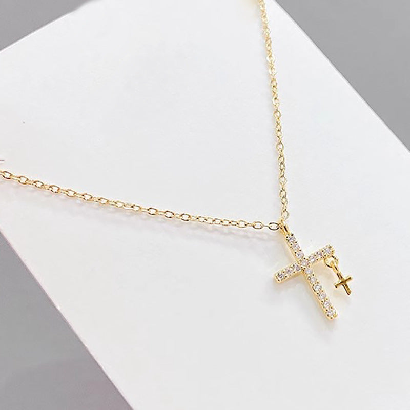 Klassinen Kaulakoru ajattomalla viehätyksellä