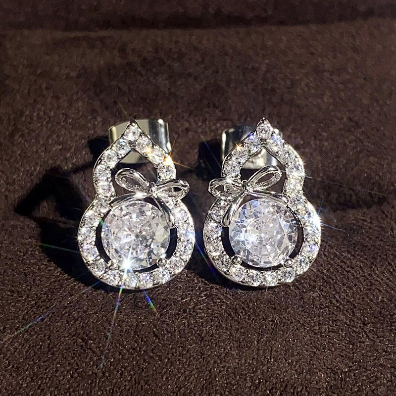 Käsintehty vintage Korvarengas