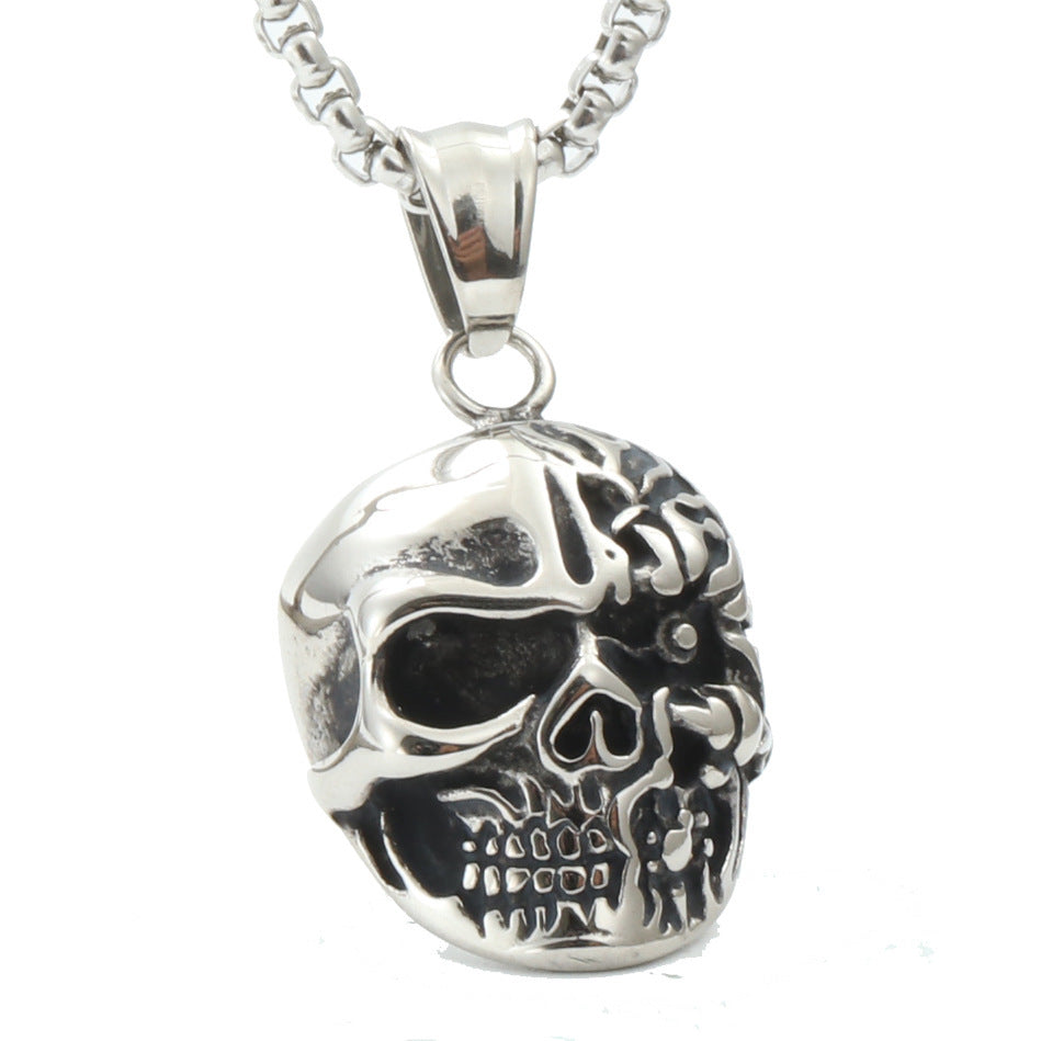 Klassinen Kaulakoru ajattomalla viehätyksellä