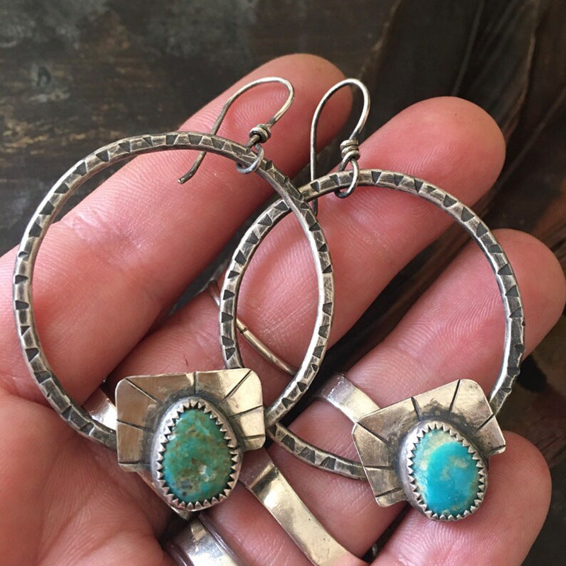 Elegantti Sormus jokaiseen tilaisuuteen