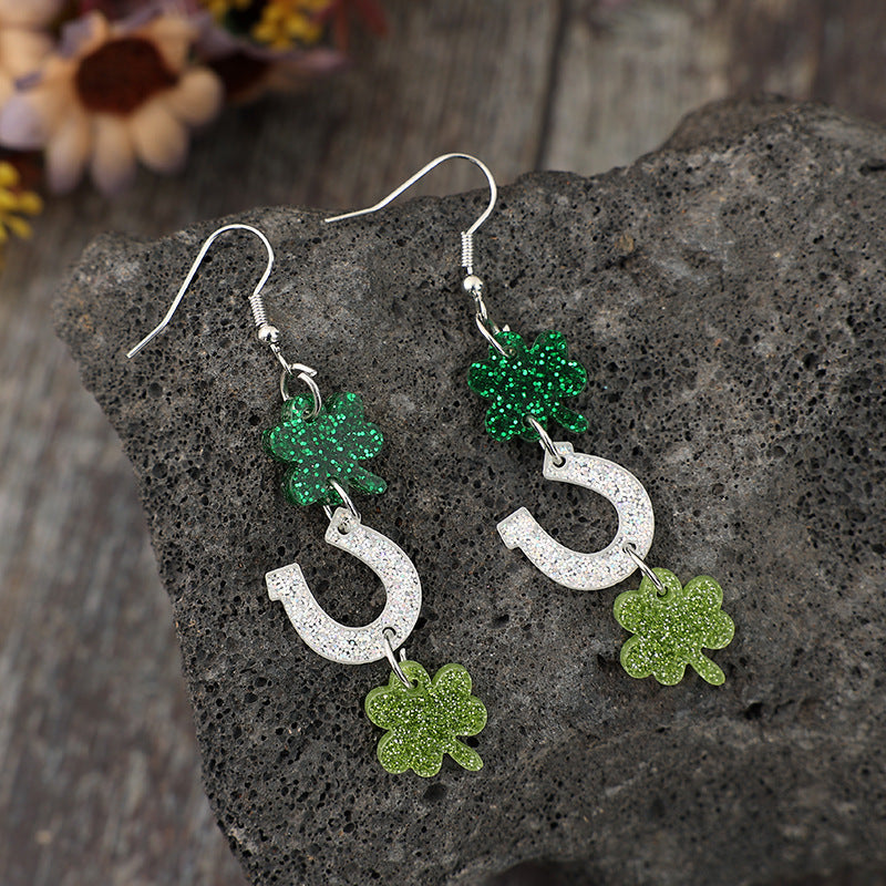 Hurmaava Sormus jokaiseen tilaisuuteen