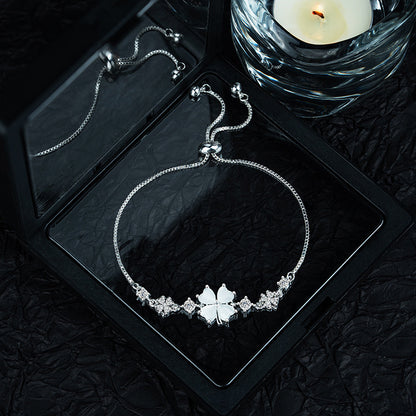 Käsintehty vintage Koru