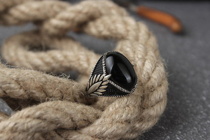 Romanttinen Hopea Sormus erityisiin hetkiin