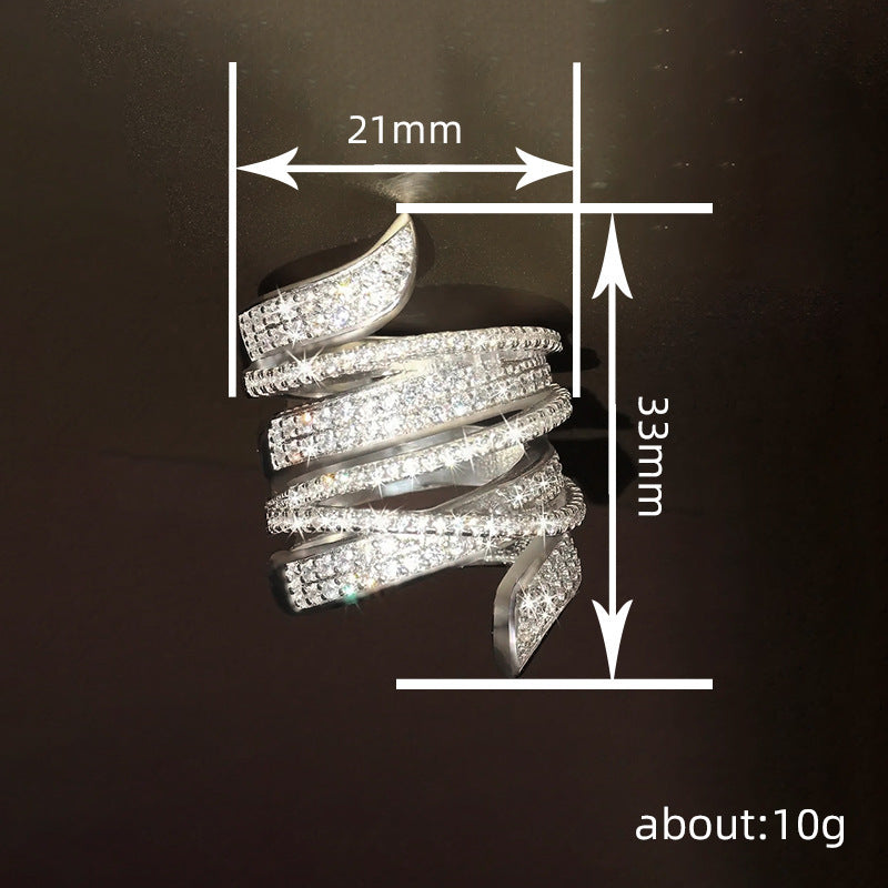 Romanttinen Sormus erityisiin hetkiin