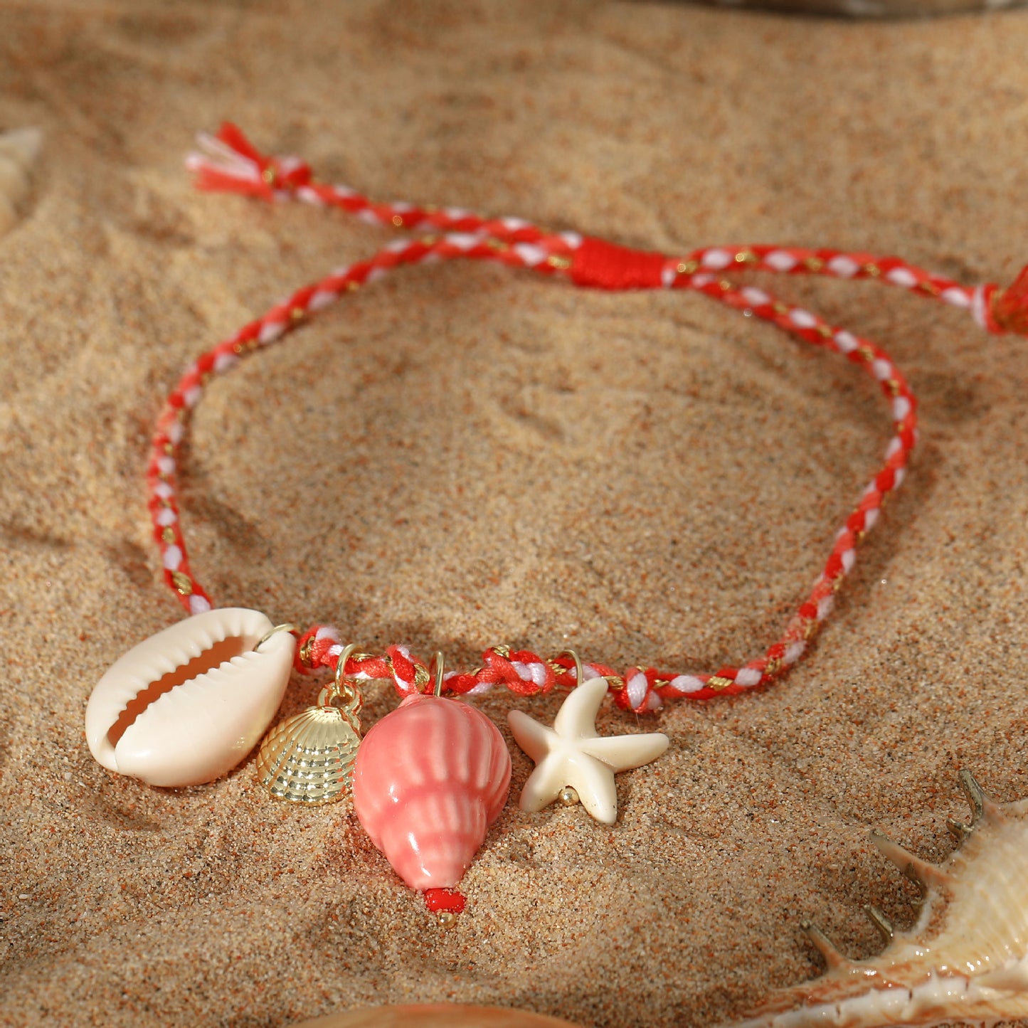 Elegantti Koru jokaiseen tilaisuuteen