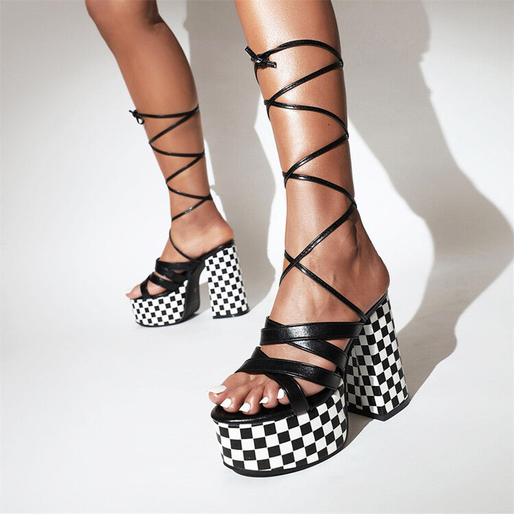 Sulavalinaiset Ortopediset Sandaalit Moderniin Tyyliin