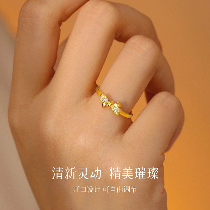 Klassinen Kulta Sormus ajattomalla viehätyksellä