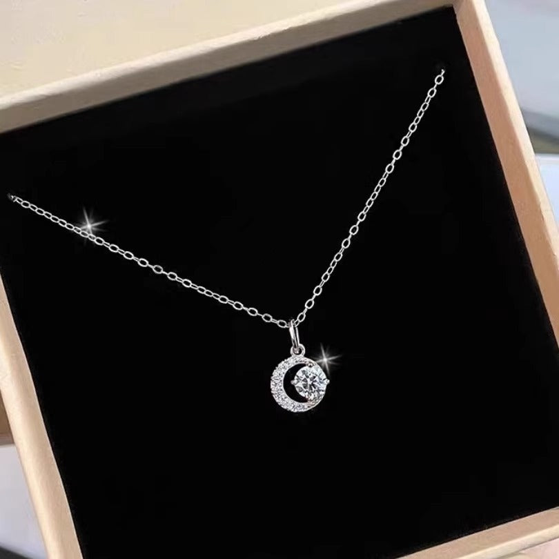 Herkkä käsityö Kaulakoru