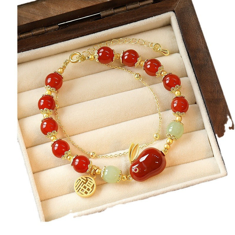 Klassinen Rannekoru ajattomalla viehätyksellä