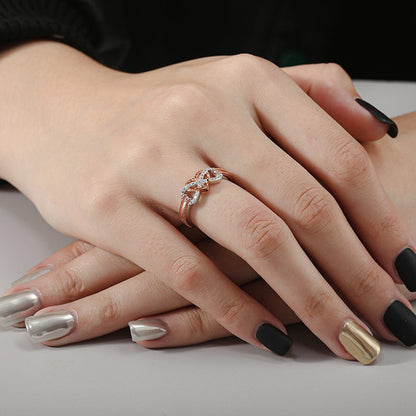 Romanttinen Kulta Sormus erityisiin hetkiin