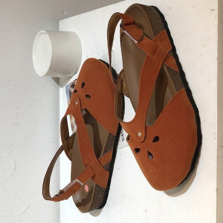 Tyylikkäät Ortopediset Sandaalit Ainutlaatuisella Muotoilulla