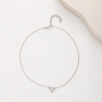 Klassinen Kaulakoru ajattomalla viehätyksellä