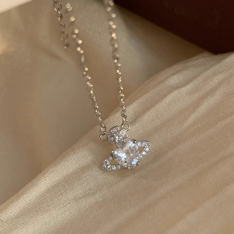 Romanttinen Kaulakoru erityisiin hetkiin