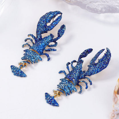 Kaunis Korvarengas ainutlaatuisella tyylillä