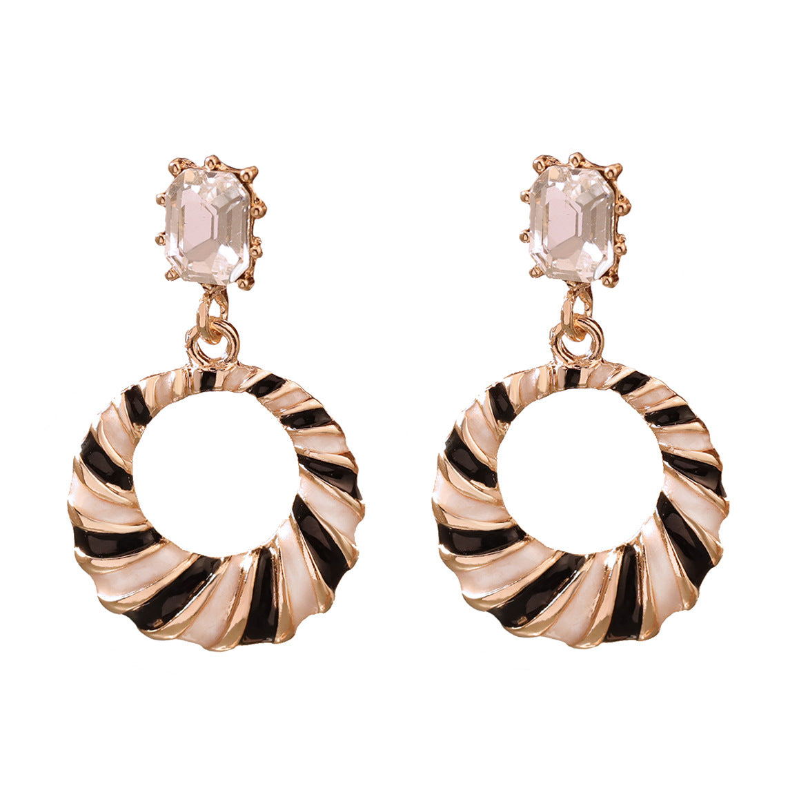 Romanttinen Korvarengas erityisiin hetkiin