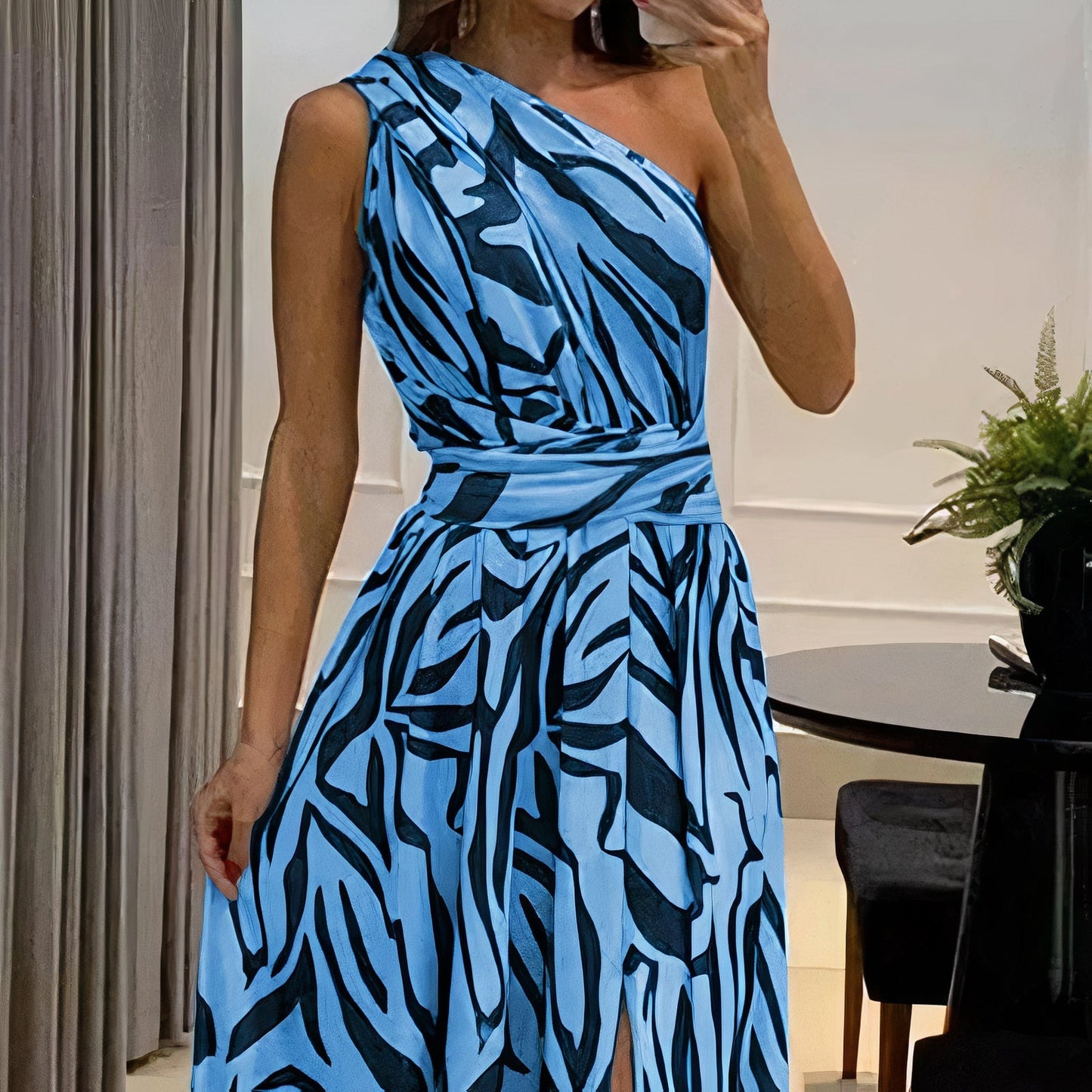Classic Vintage Dress with a Flattering Fit