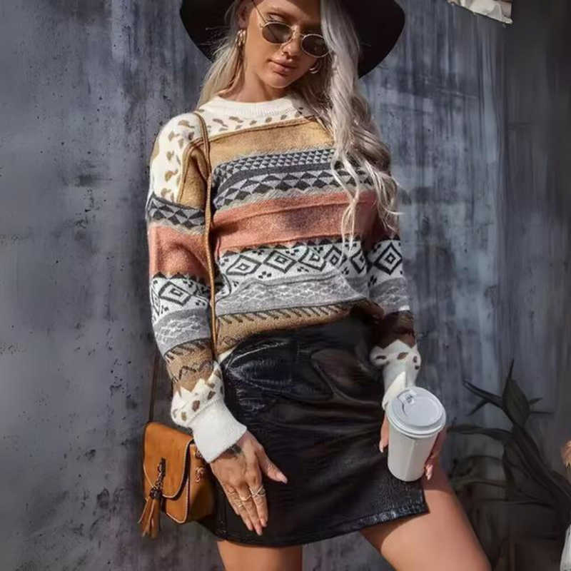 Well Tailored Sweater with a Graceful Silhouette