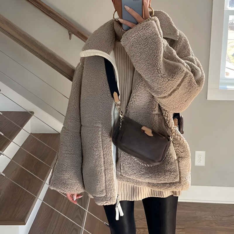 Beautifully Finished Jacket in a Timeless Design