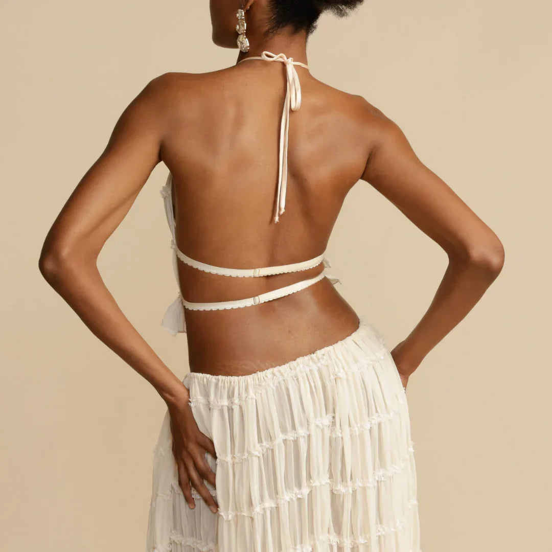 Sophisticated Garment with a Clean Classic Look