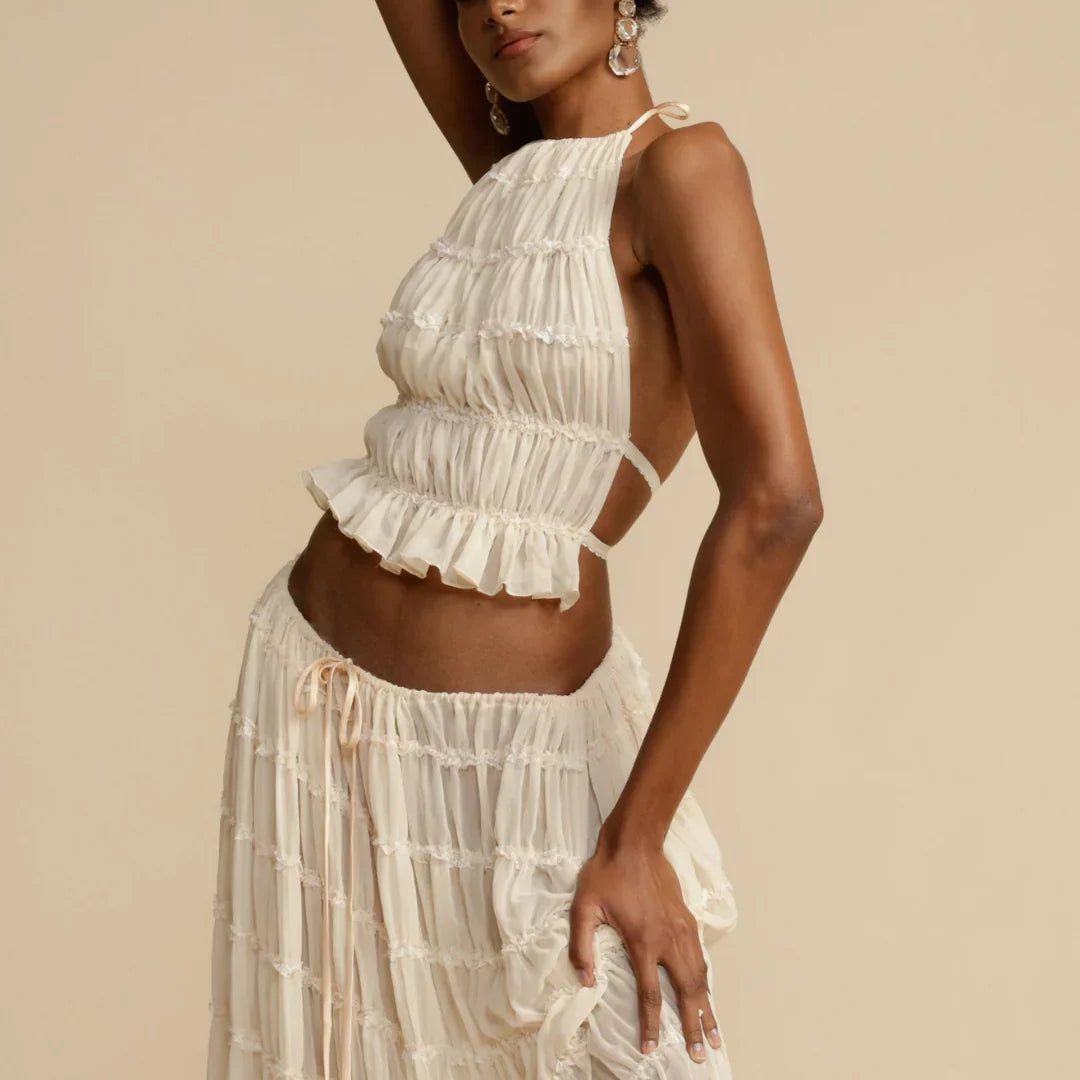 Sophisticated Garment with a Clean Classic Look