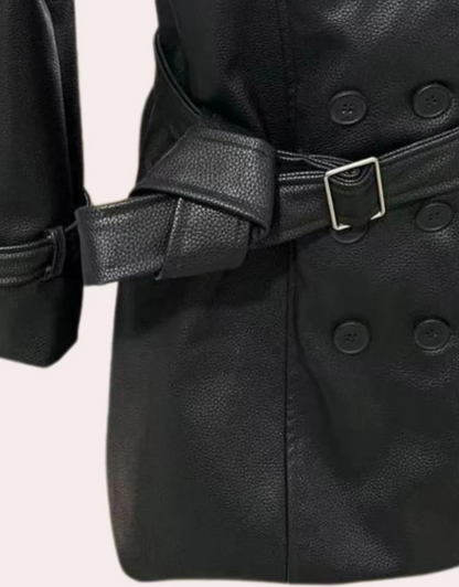 Elegantly Styled Coat for Everyday Wear