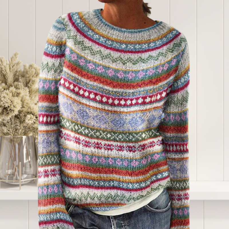 Effortlessly Elegant Sweater with a Timeless Design