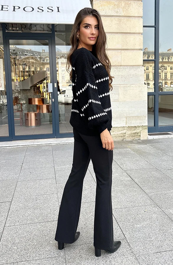 Gracefully Styled Trousers for Any Occasion