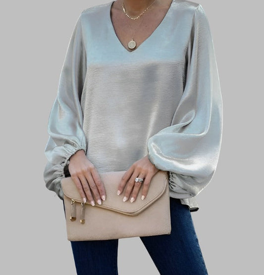 Elegantly Styled Blouse for Everyday Wear
