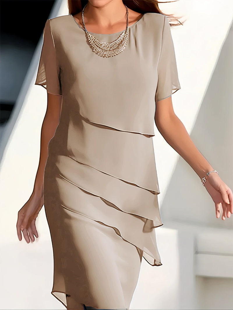 Effortlessly Elegant Dress with a Timeless Design