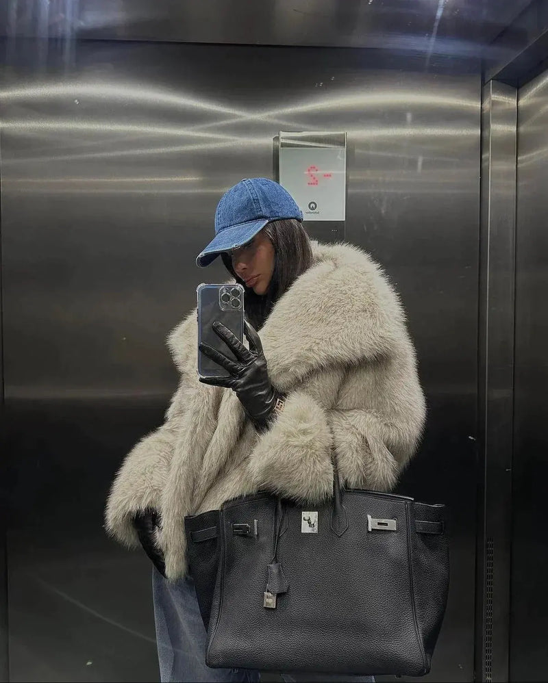 Sophisticated Coat with a Clean Classic Look