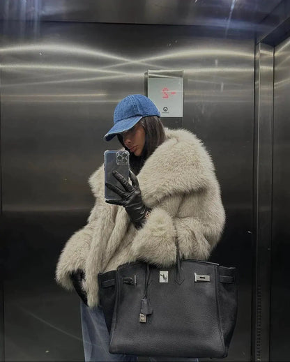Beautifully Crafted Coat in a Classic Style