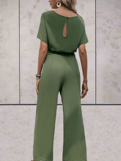 Sophisticated Garment with a Clean Classic Look