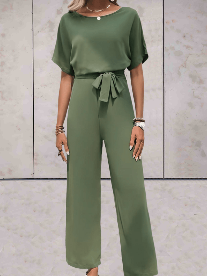 Sophisticated Garment with a Clean Classic Look