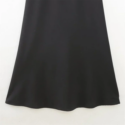 Beautifully Finished Garment in a Timeless Design