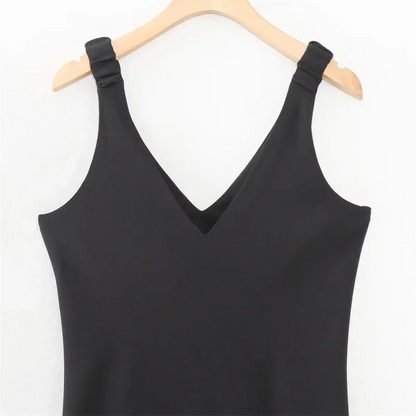 Beautifully Finished Garment in a Timeless Design